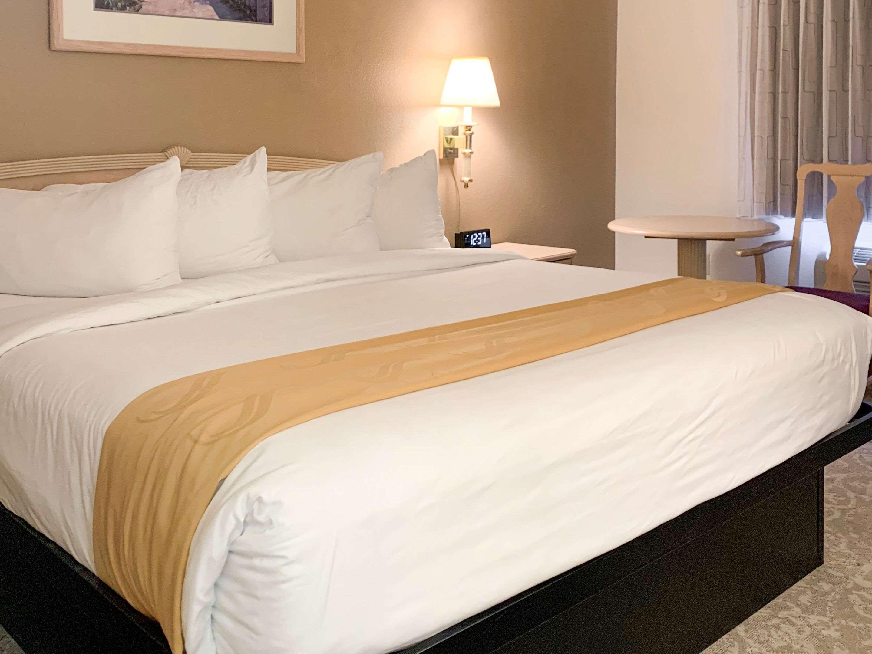Quality Inn Albuquerque East I-40 Juan Tabo Exit Εξωτερικό φωτογραφία