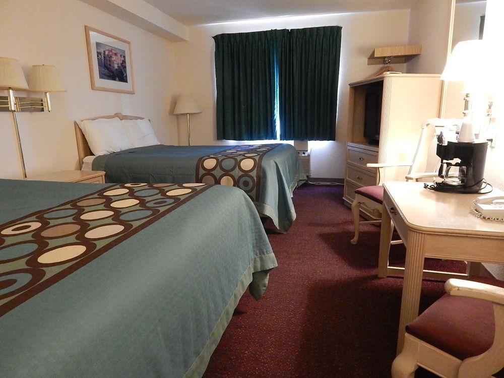 Quality Inn Albuquerque East I-40 Juan Tabo Exit Εξωτερικό φωτογραφία