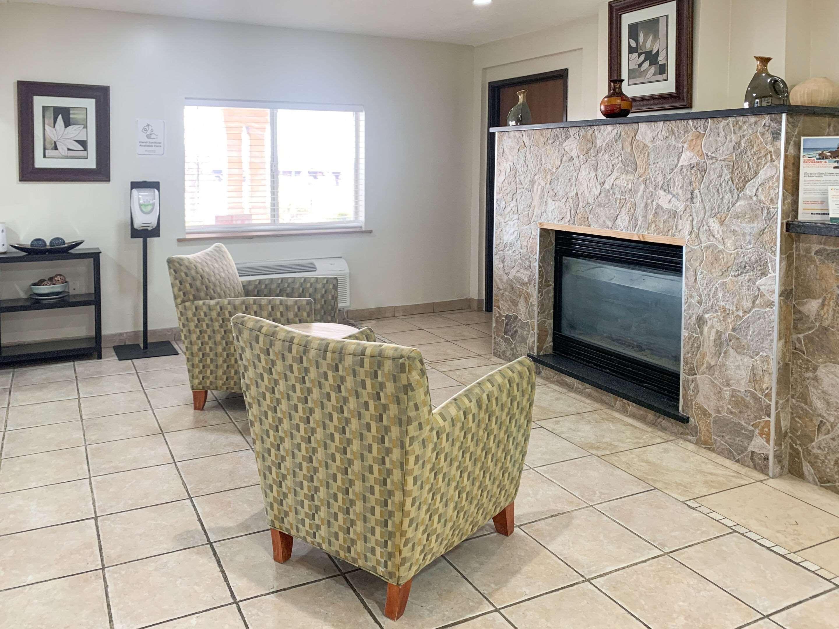 Quality Inn Albuquerque East I-40 Juan Tabo Exit Εξωτερικό φωτογραφία