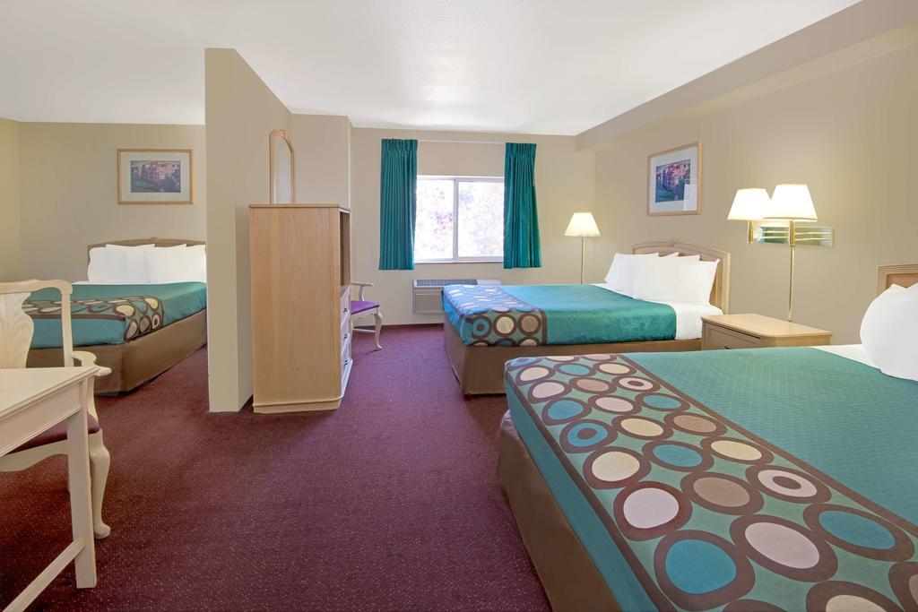 Quality Inn Albuquerque East I-40 Juan Tabo Exit Εξωτερικό φωτογραφία