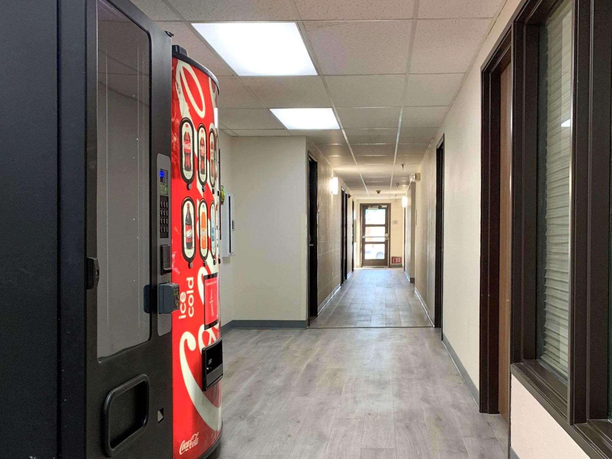 Quality Inn Albuquerque East I-40 Juan Tabo Exit Εξωτερικό φωτογραφία